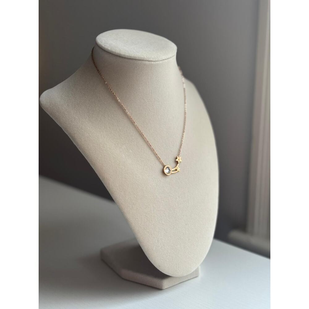 Gold Star Pendant Necklace Crystal Minimal Dainty Celestial Jewelry - Picture 2 of 3